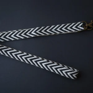 Cinta Fina Zigzag Negra